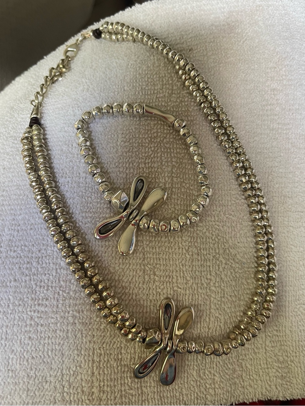 Uno do 50 Silver Dragonfly Bead Necklace & Bracelet Set - Women Jewelry